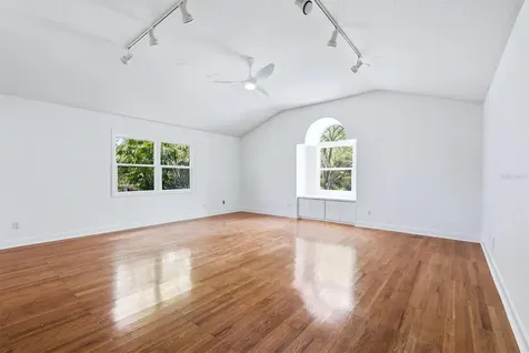 1351 Dixie Lee Lane Sarasota FL 34231
