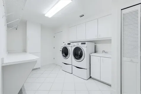 1351 Dixie Lee Lane Sarasota FL 34231