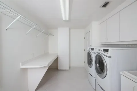 1351 Dixie Lee Lane Sarasota FL 34231