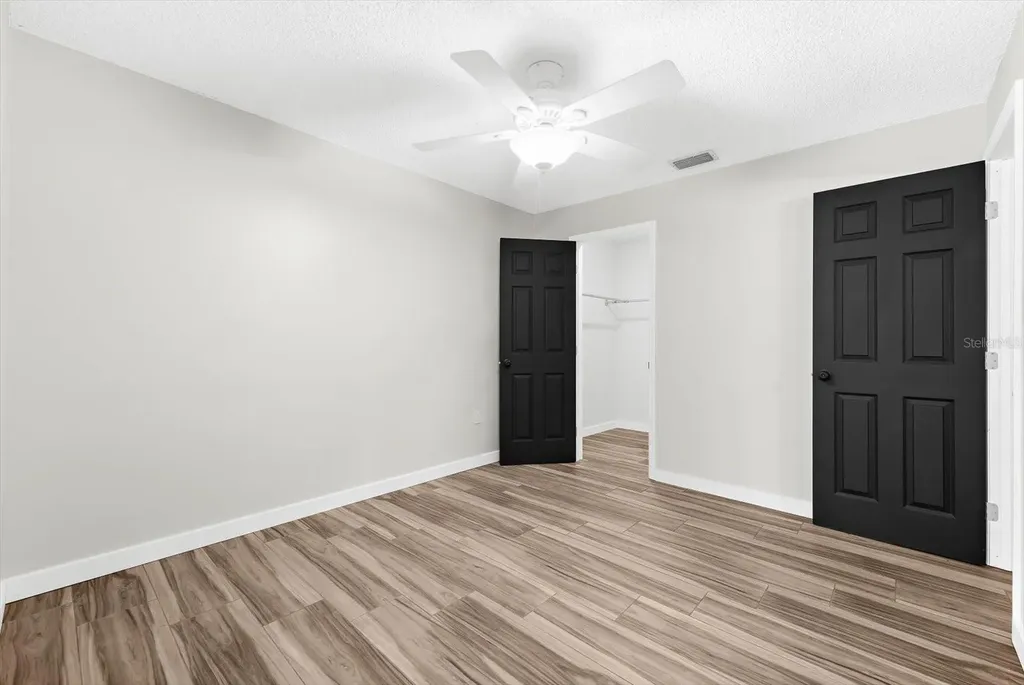 904 66th Avenue W Bradenton FL 34207