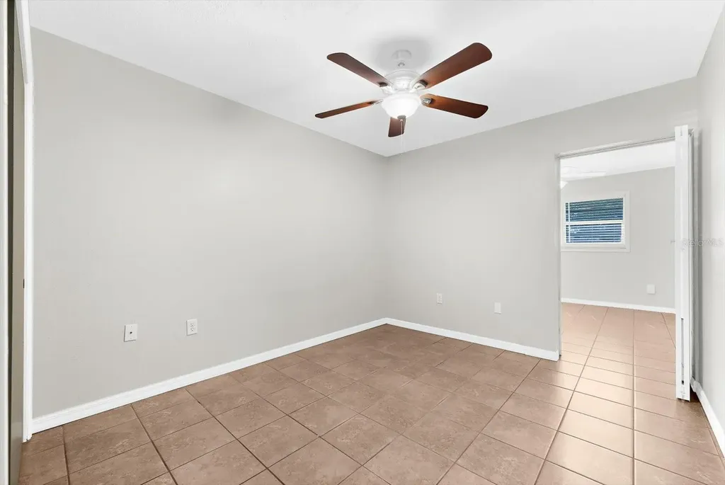 904 66th Avenue W Bradenton FL 34207