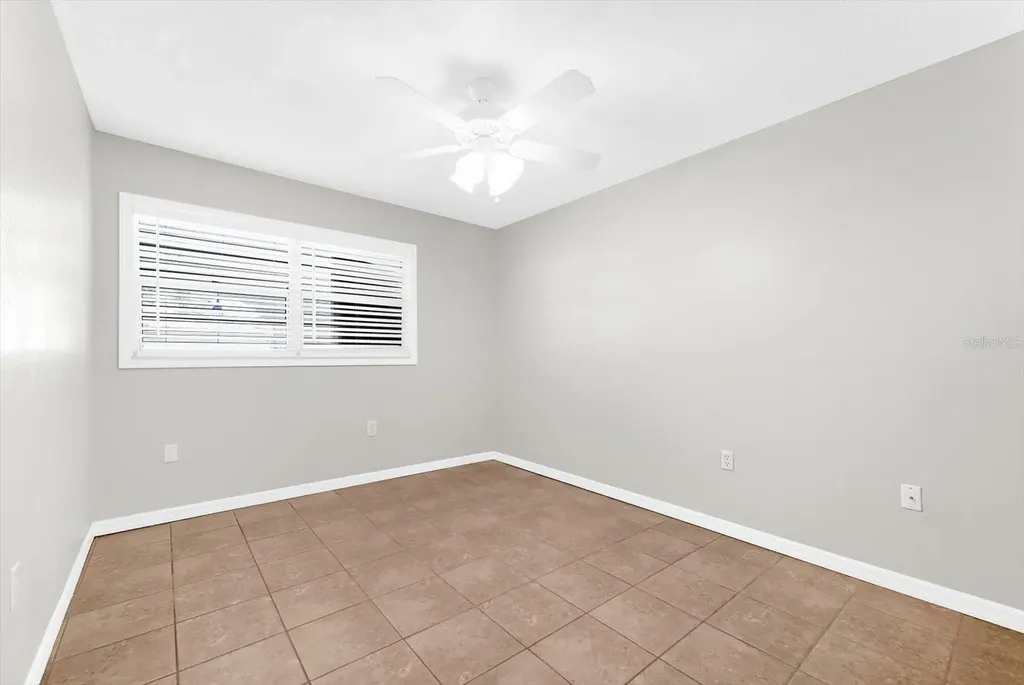 904 66th Avenue W Bradenton FL 34207