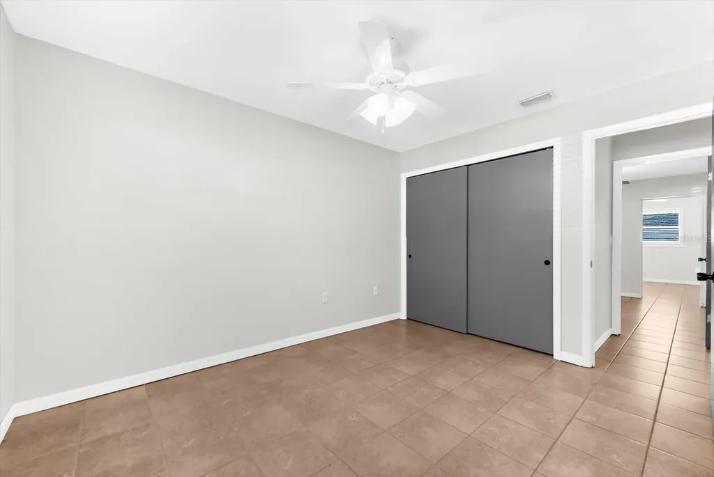 904 66th Avenue W Bradenton FL 34207