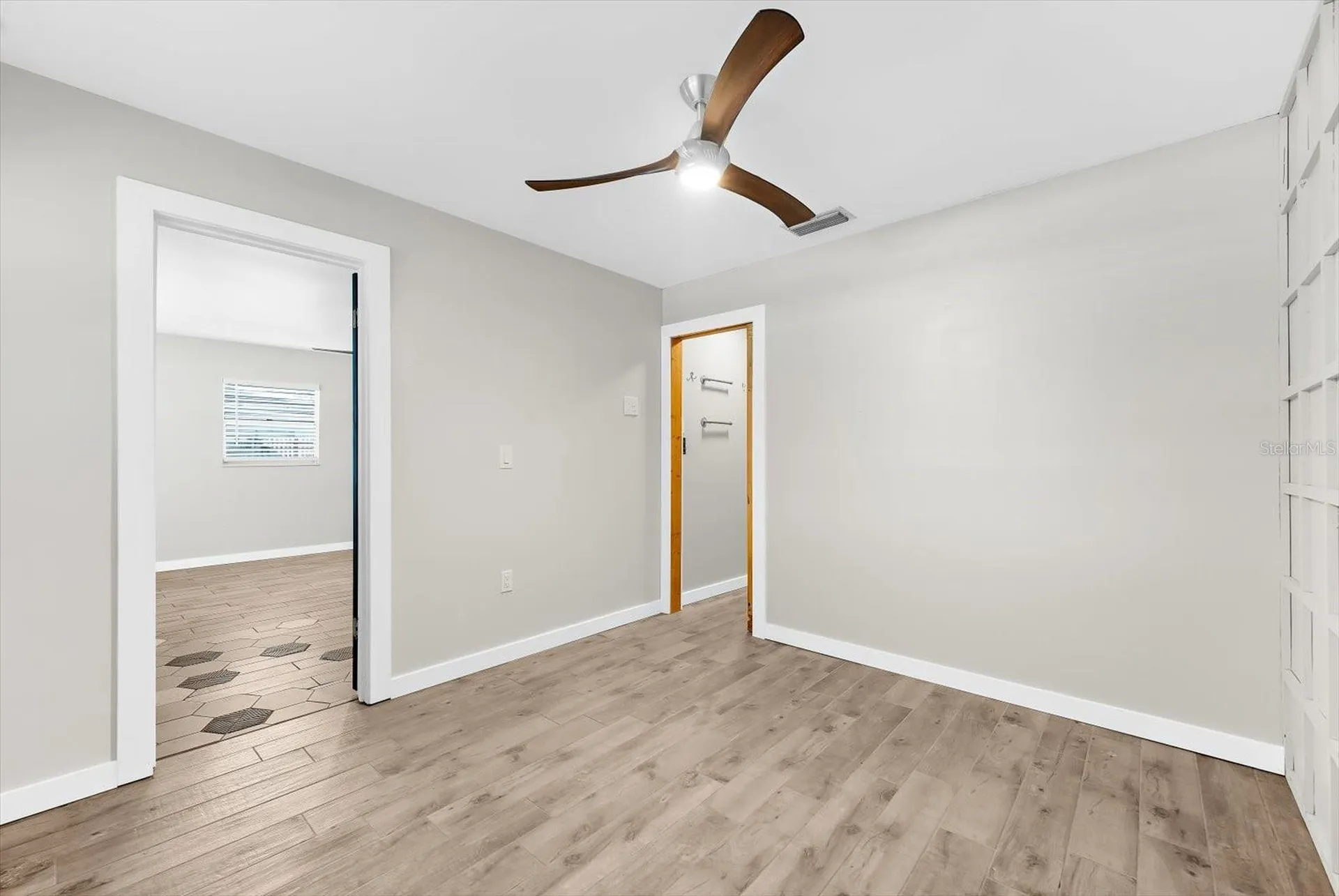 904 66th Avenue W Bradenton FL 34207