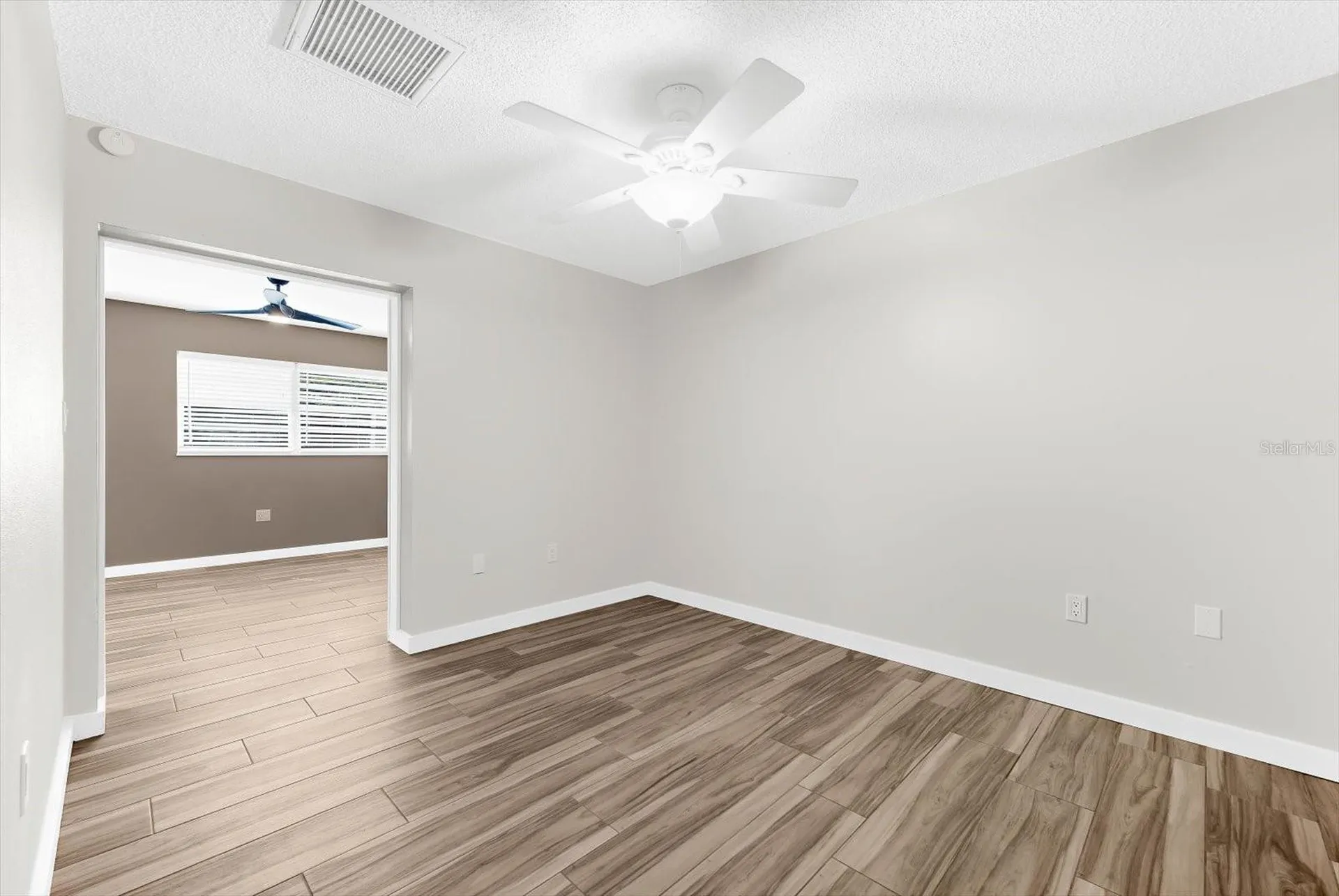 904 66th Avenue W Bradenton FL 34207