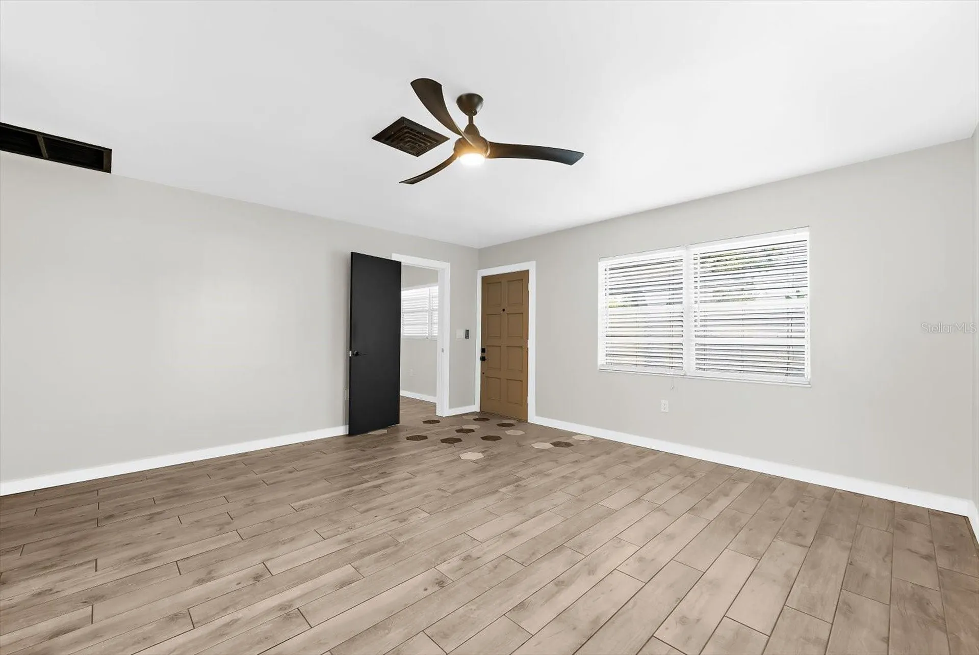 904 66th Avenue W Bradenton FL 34207