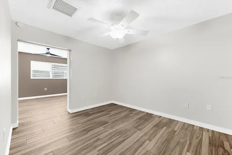 904 66th Avenue W Bradenton FL 34207