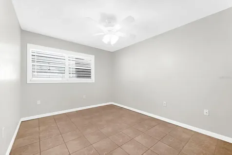 904 66th Avenue W Bradenton FL 34207