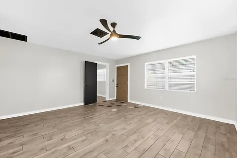904 66th Avenue W Bradenton FL 34207