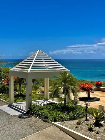 5 Puerto Real Vieques PR 00765