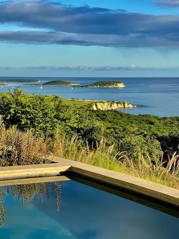 5 Puerto Real Vieques PR 00765
