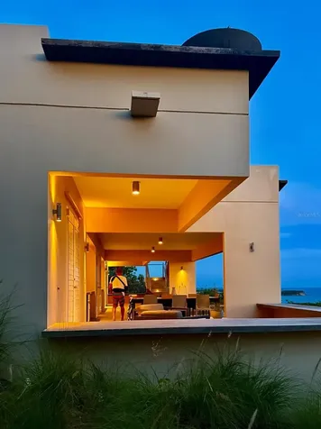 5 Puerto Real Vieques PR 00765