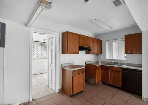 1668 W Waycross Circle Deltona FL 32725