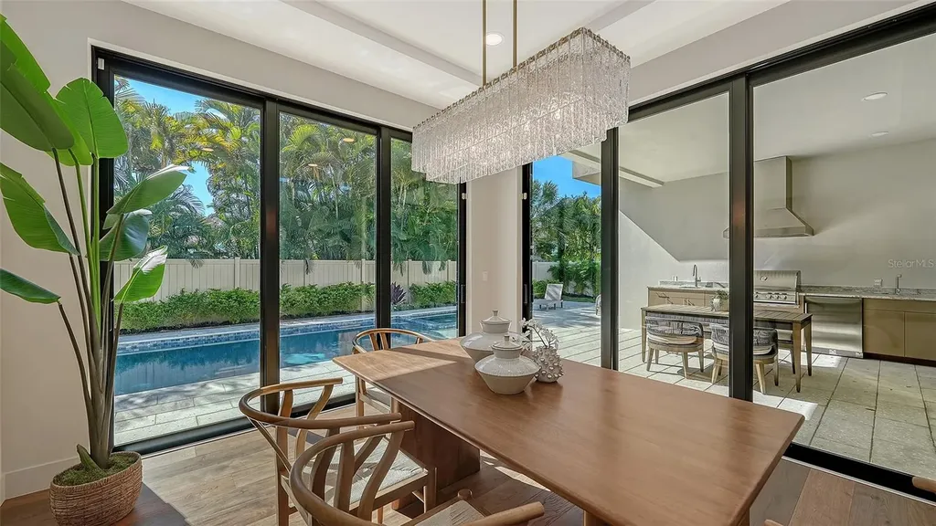 1966 Wisteria Street Sarasota FL 34239