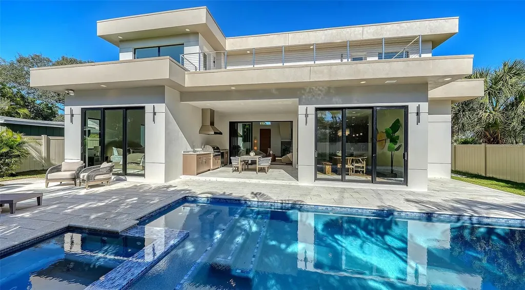 1966 Wisteria Street Sarasota FL 34239