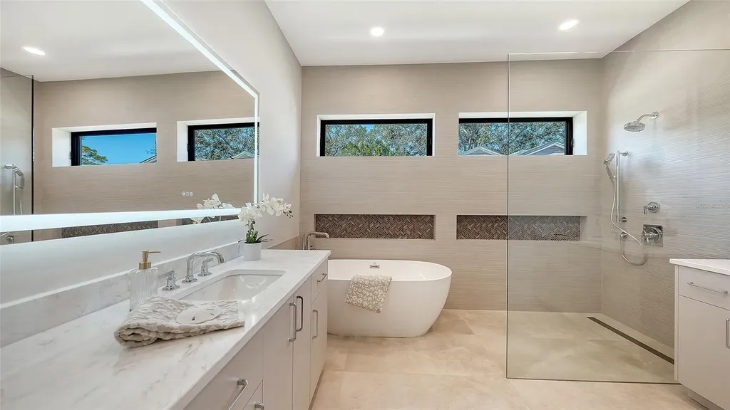 1966 Wisteria Street Sarasota FL 34239