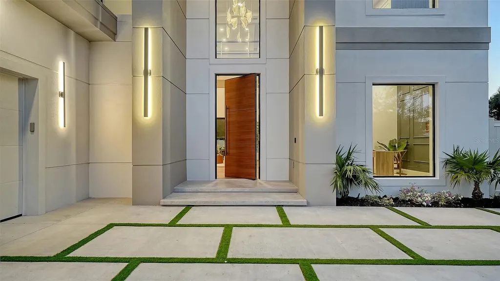 1966 Wisteria Street Sarasota FL 34239