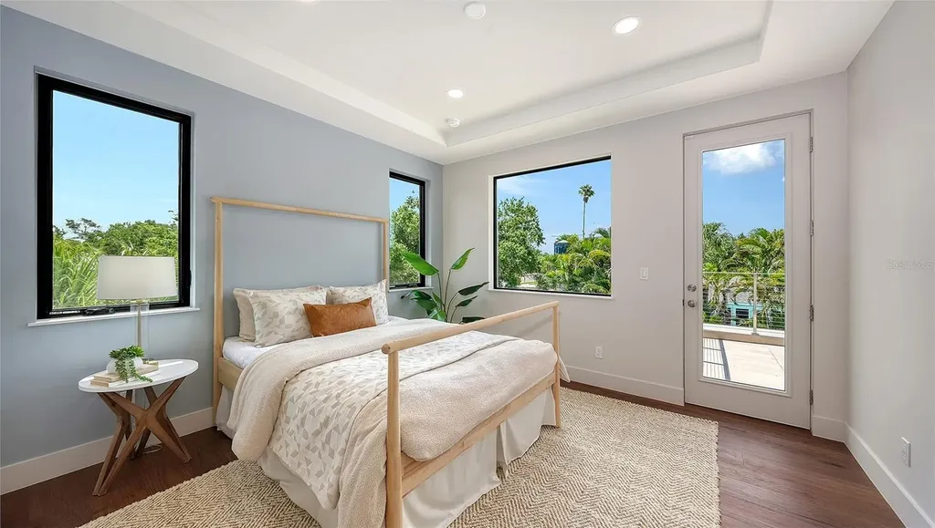 1966 Wisteria Street Sarasota FL 34239