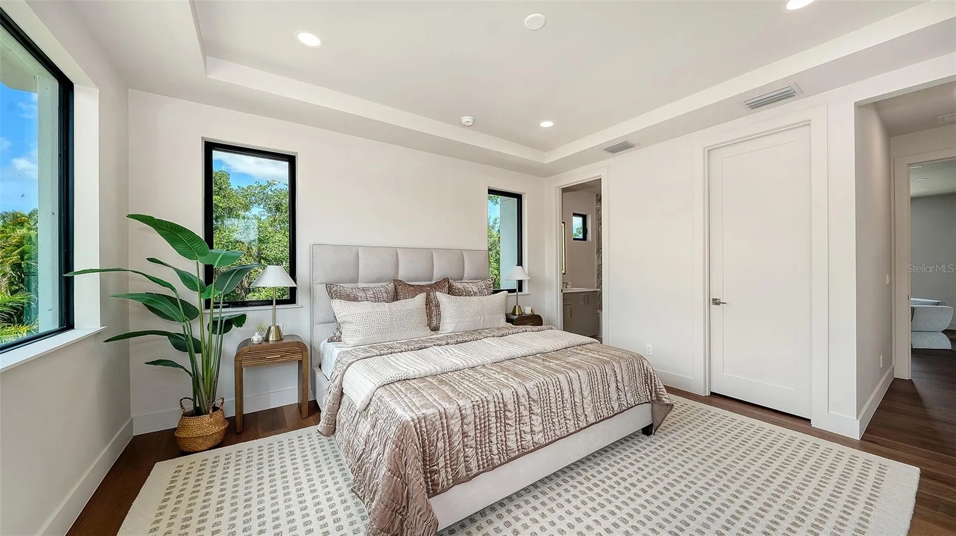 1966 Wisteria Street Sarasota FL 34239