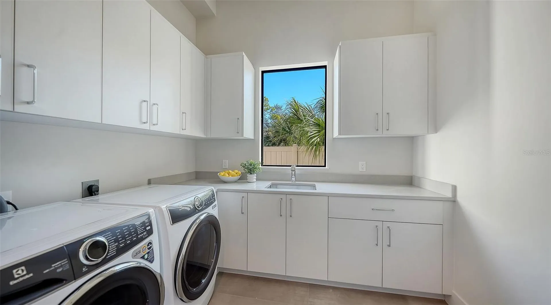 1966 Wisteria Street Sarasota FL 34239