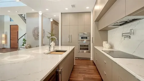 1966 Wisteria Street Sarasota FL 34239