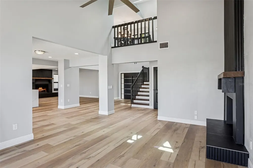 769 Kingston Court Apollo Beach FL 33572