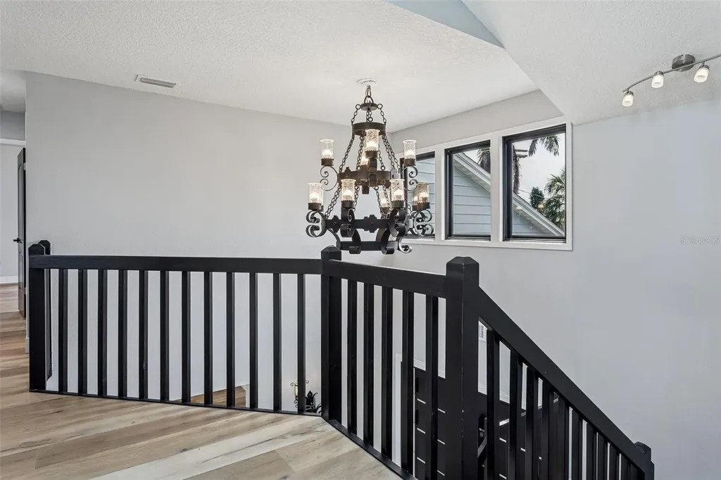 769 Kingston Court Apollo Beach FL 33572