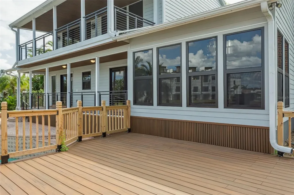 769 Kingston Court Apollo Beach FL 33572