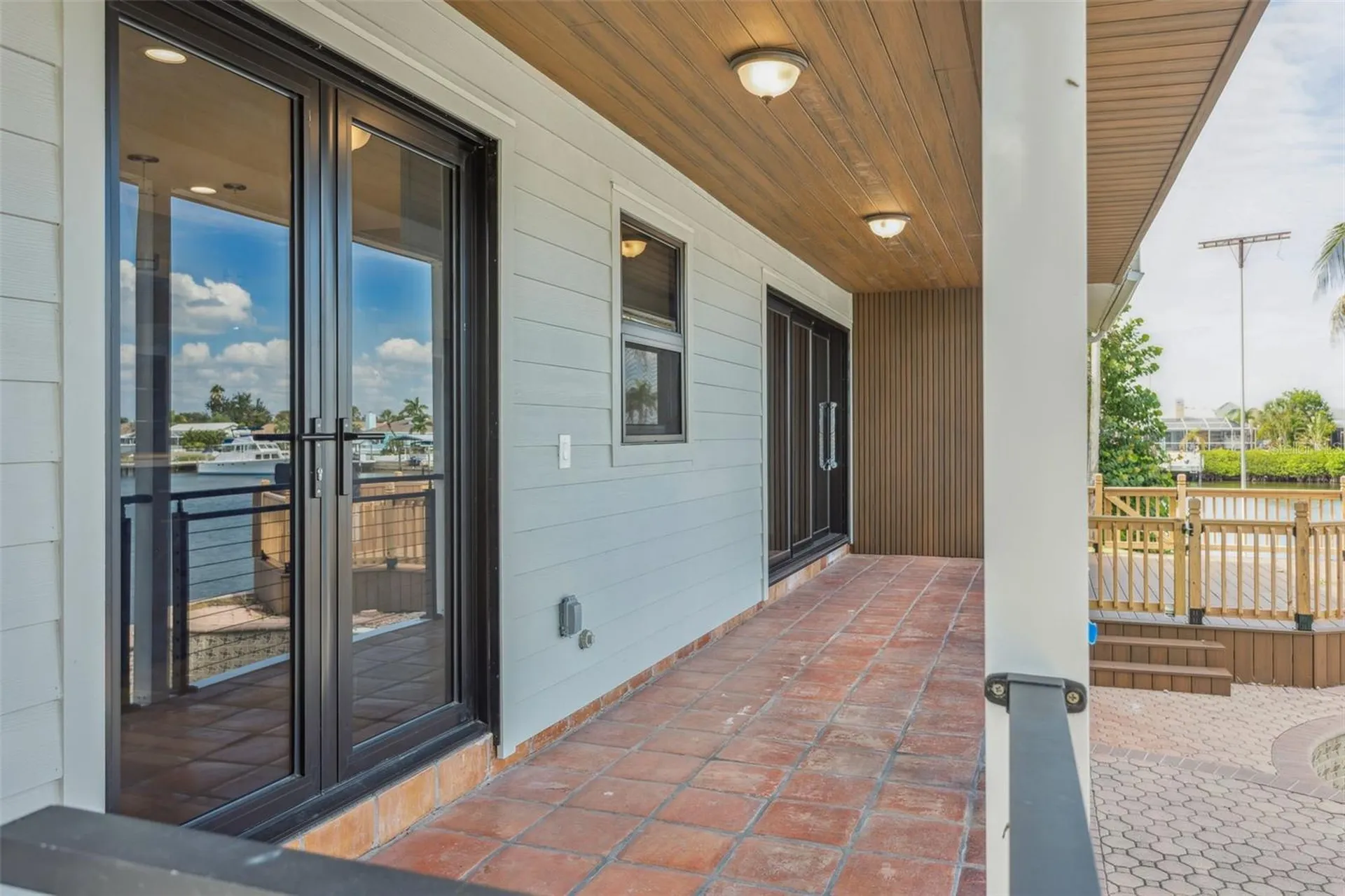 769 Kingston Court Apollo Beach FL 33572