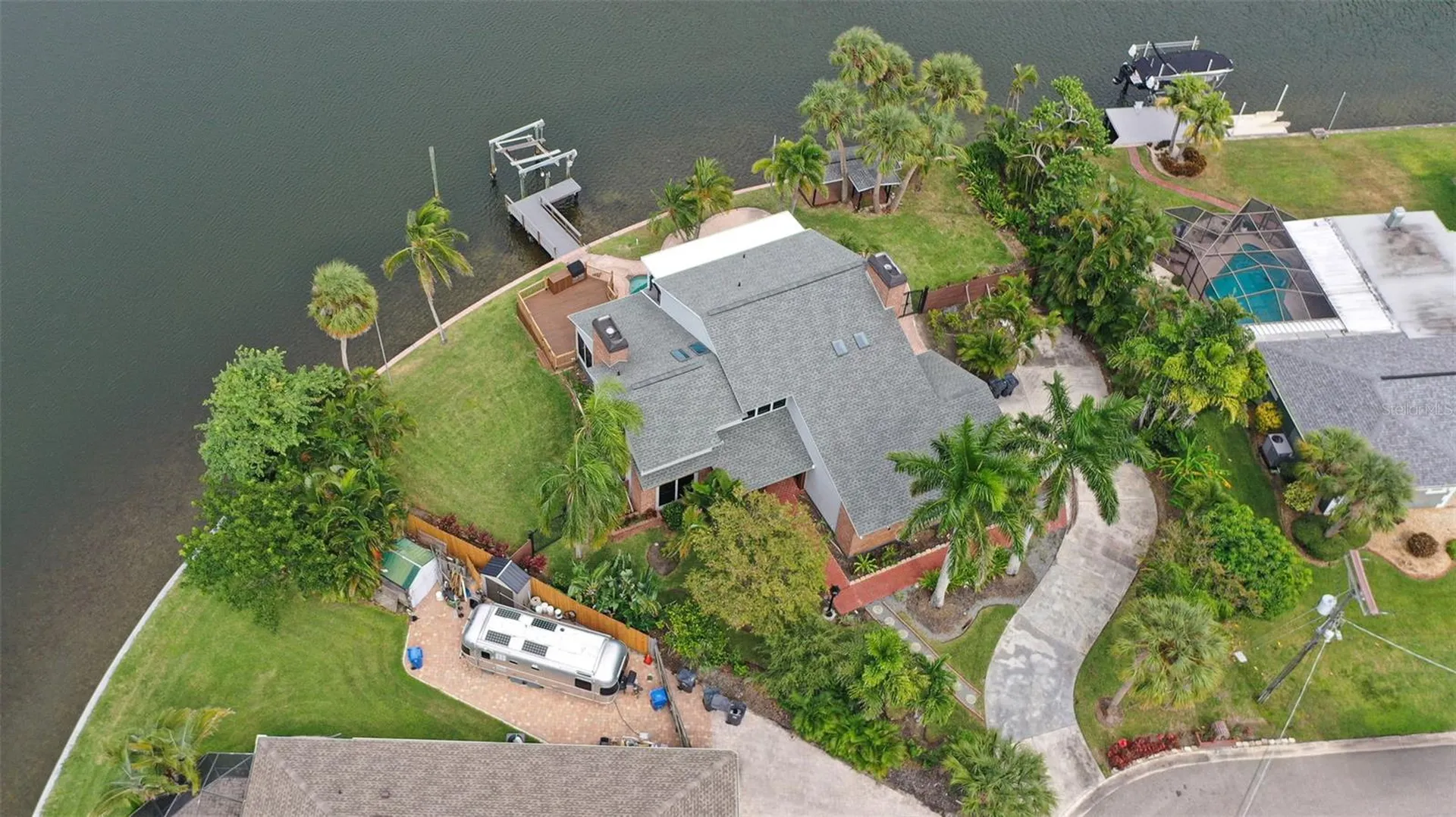 769 Kingston Court Apollo Beach FL 33572