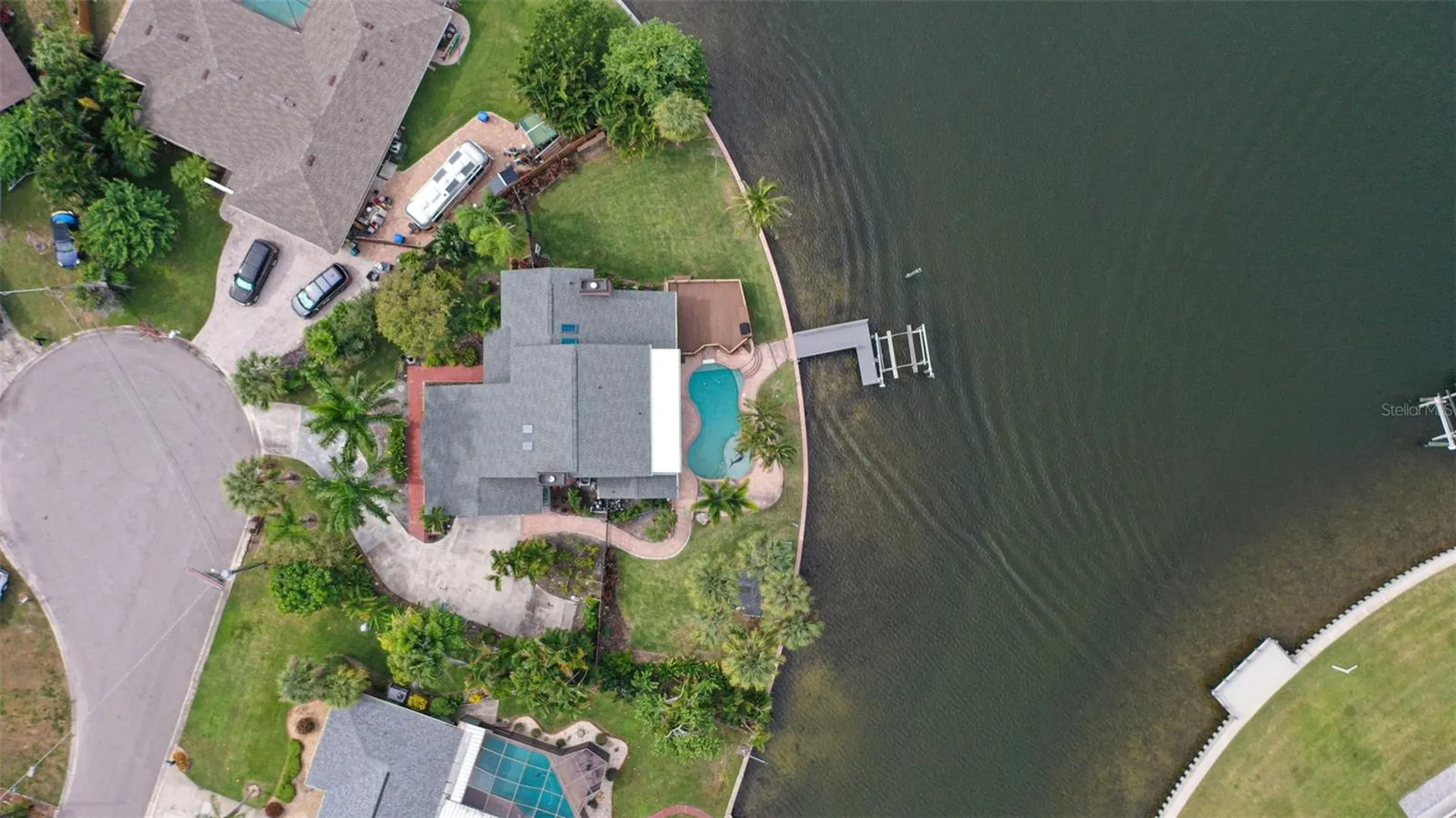 769 Kingston Court Apollo Beach FL 33572