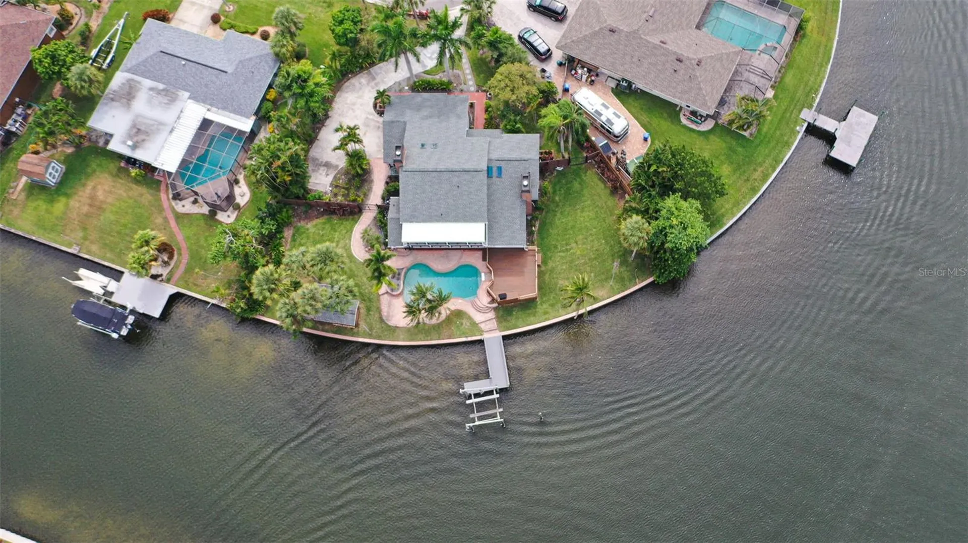 769 Kingston Court Apollo Beach FL 33572
