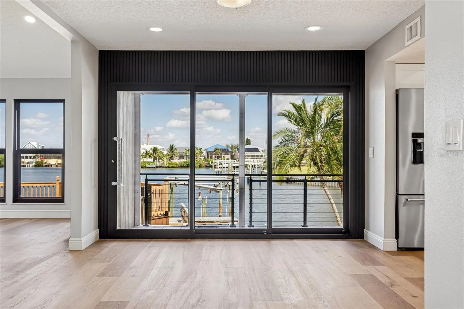 769 Kingston Court Apollo Beach FL 33572
