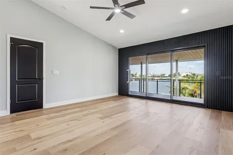 769 Kingston Court Apollo Beach FL 33572