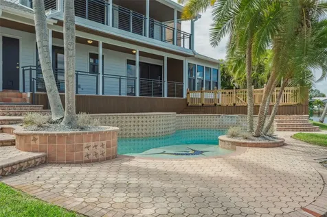 769 Kingston Court Apollo Beach FL 33572