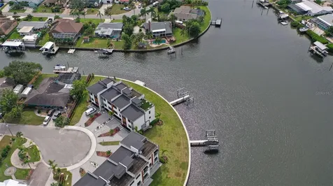 769 Kingston Court Apollo Beach FL 33572