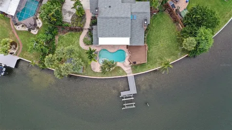 769 Kingston Court Apollo Beach FL 33572