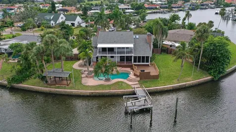 769 Kingston Court Apollo Beach FL 33572