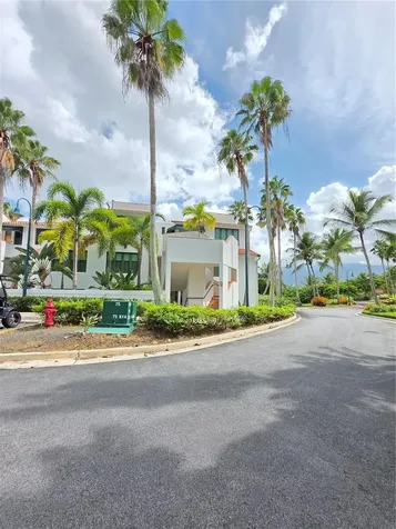 603 Rio Mar Village Rio Grande PR 00745
