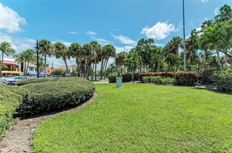 244 N Washington Drive Sarasota FL 34236