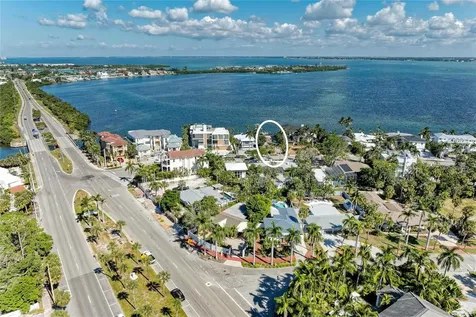 244 N Washington Drive Sarasota FL 34236