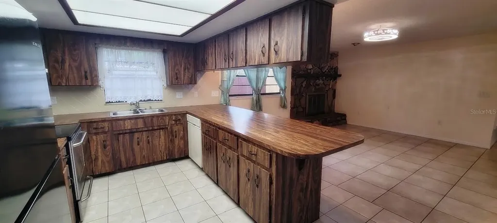 406 Wright Street Inverness FL 34452