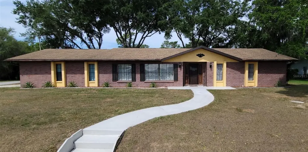 406 Wright Street Inverness FL 34452