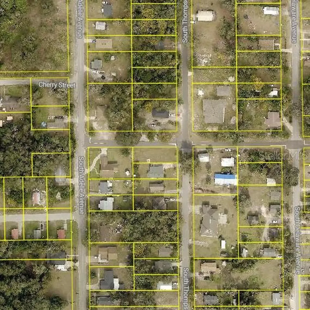 S Thompson Street Deland FL 32720