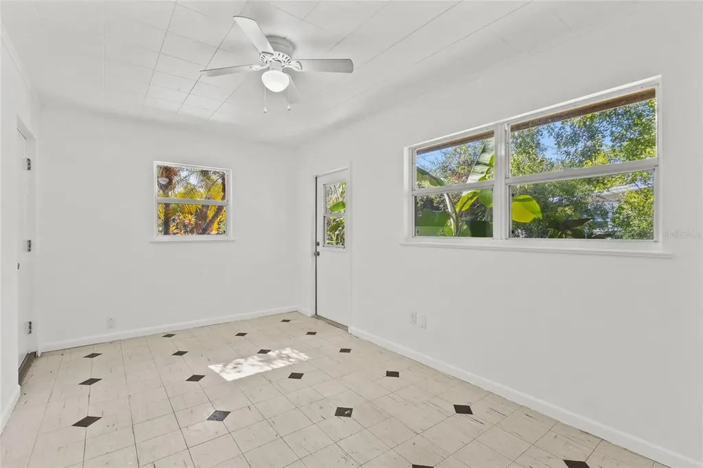2588 Colorado Street Sarasota FL 34237