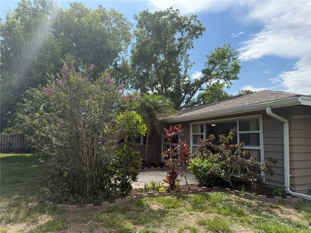 2588 Colorado Street Sarasota FL 34237