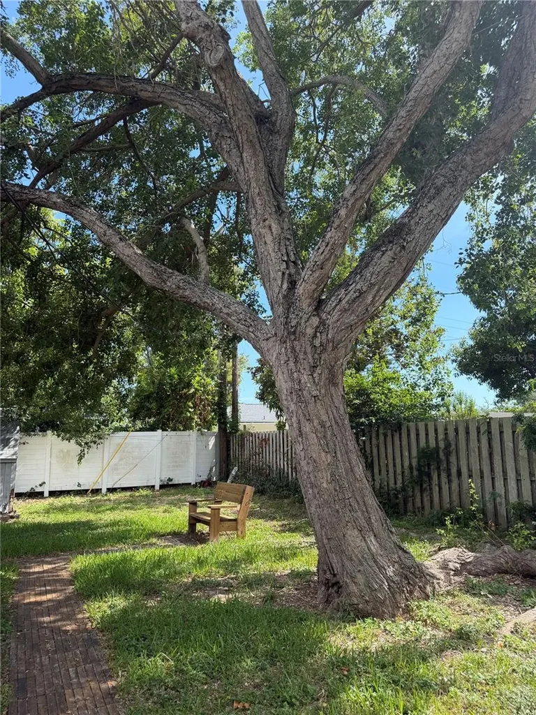 2588 Colorado Street Sarasota FL 34237
