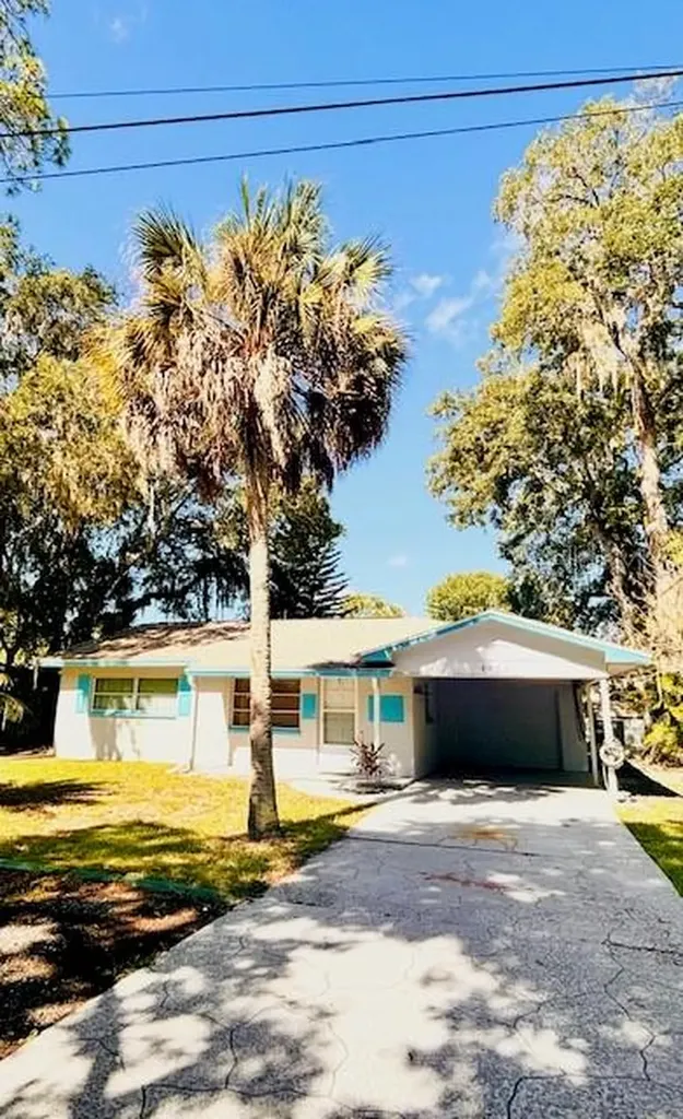 6125 Beacon Point Drive Weeki Wachee FL 34607
