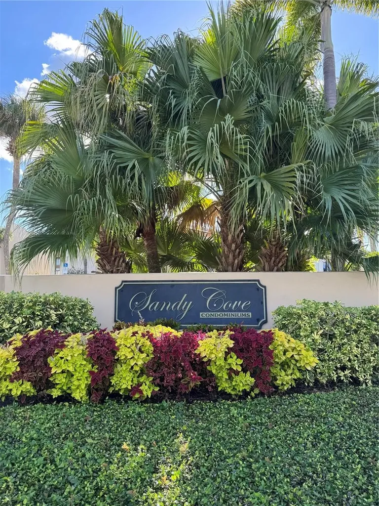 620 Orange Drive Altamonte Springs FL 32701