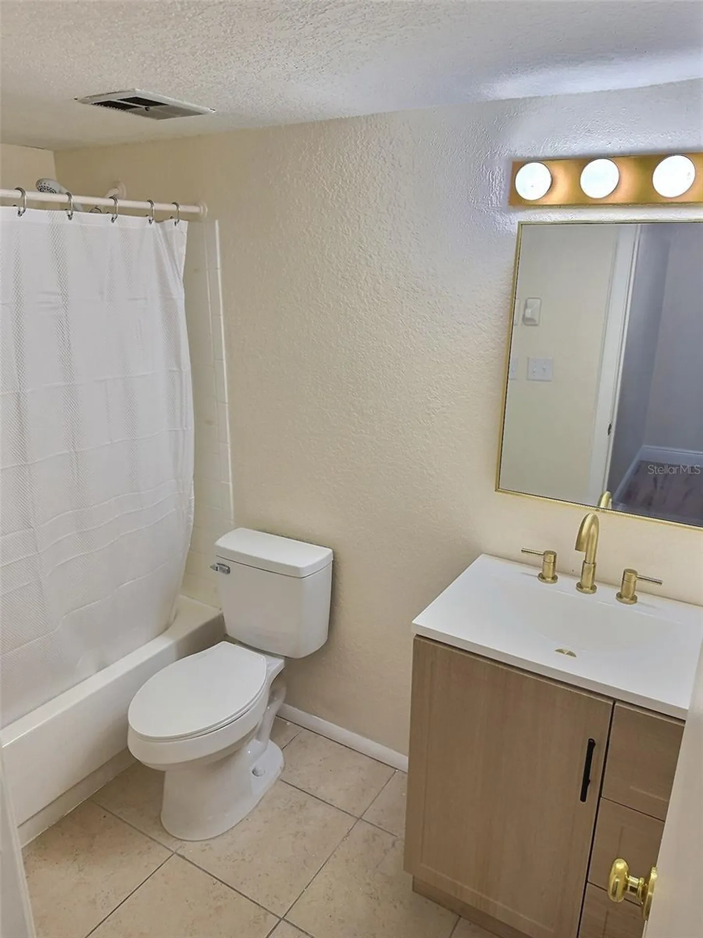 620 Orange Drive Altamonte Springs FL 32701